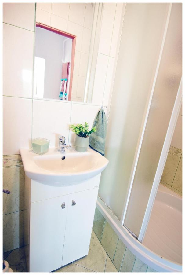סטאלובה וולה Color24 Apartament VI מראה חיצוני תמונה